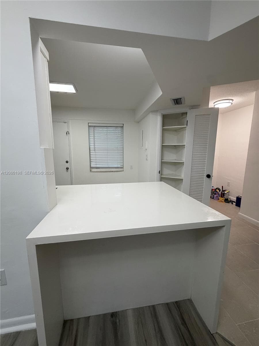 ROLLING GREEN CONDO H · #H101 in Miami - Photo 9