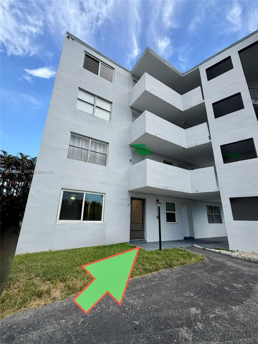 ROLLING GREEN CONDO H · #H101 in Miami - Photo 21