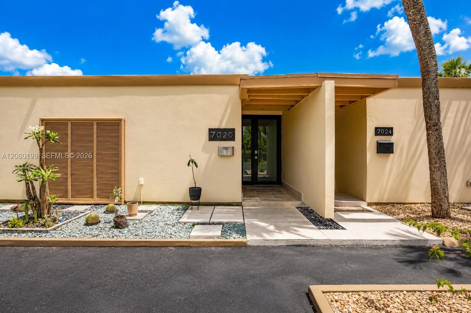 7020 Crown Gate Dr #7020 photo 2