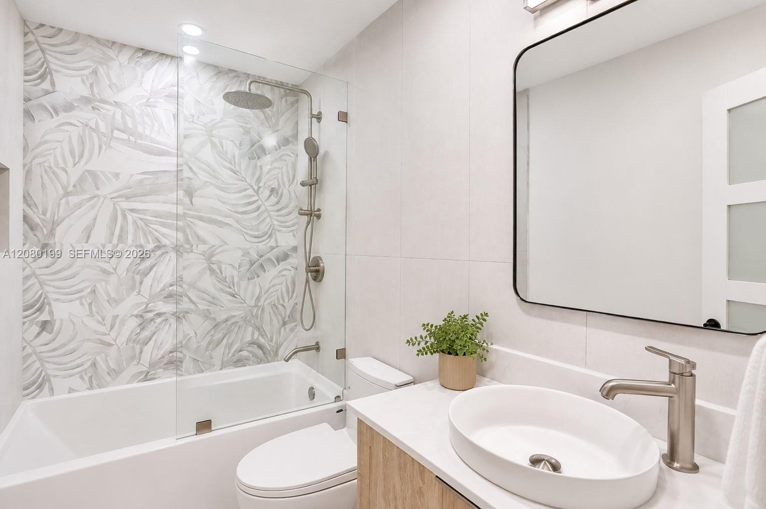 7020 Crown Gate Dr #7020 photo 8