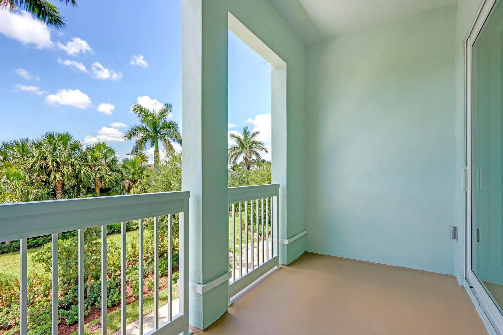 2nd Floor Balcony