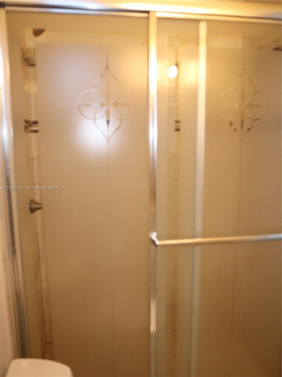 SKY LAKE GARDENS CONDOMIN · #231 in Miami - Photo 16
