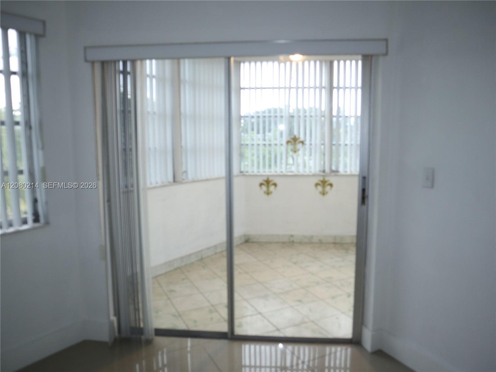 SKY LAKE GARDENS CONDOMIN · #231 in Miami - Photo 18