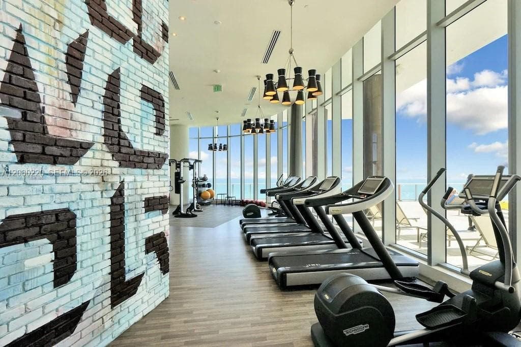 Hyde Beach House · #MPH8 in Hollywood - Photo 22