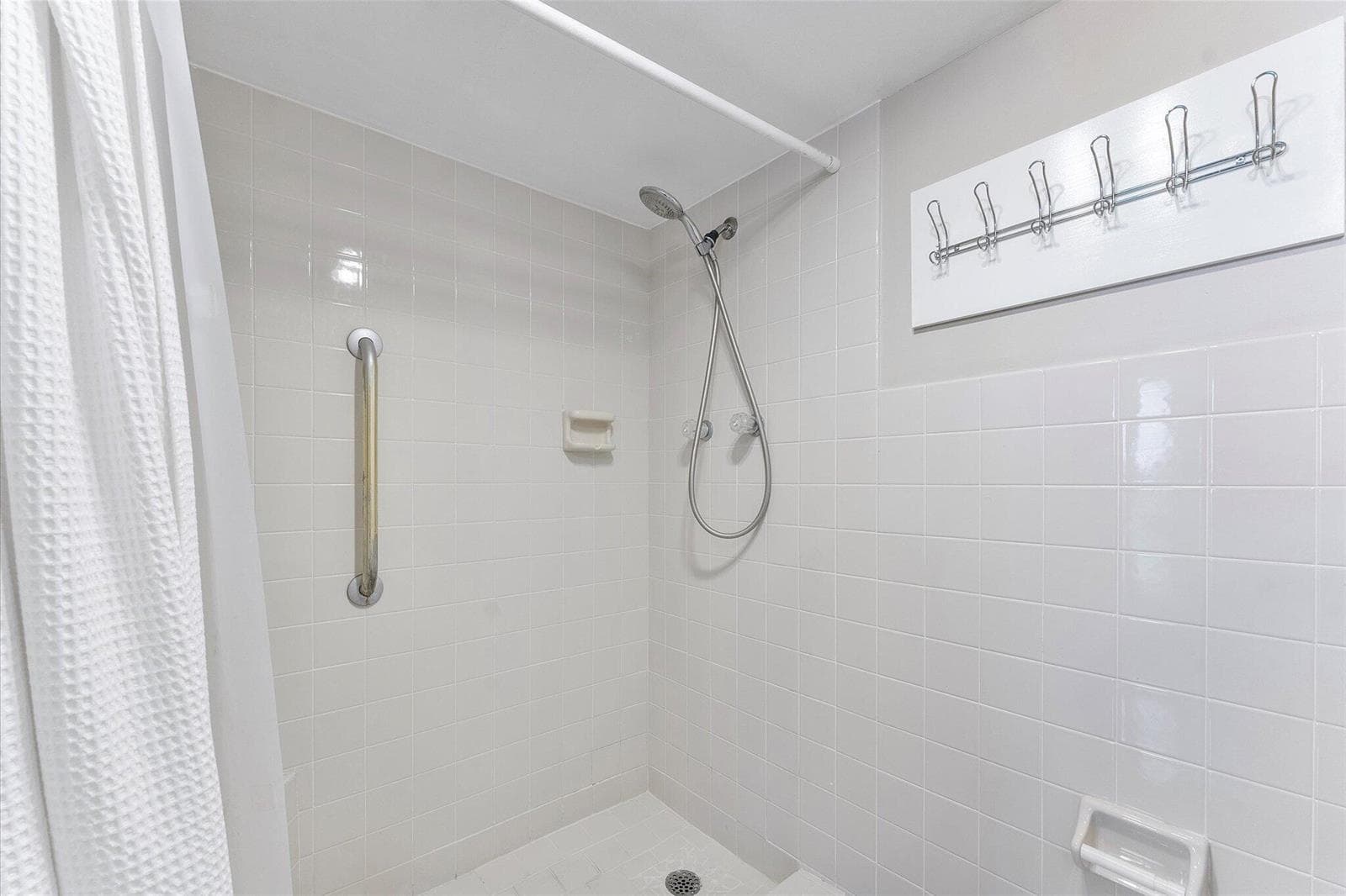 15-501 SW 11th Place Apt 418_015