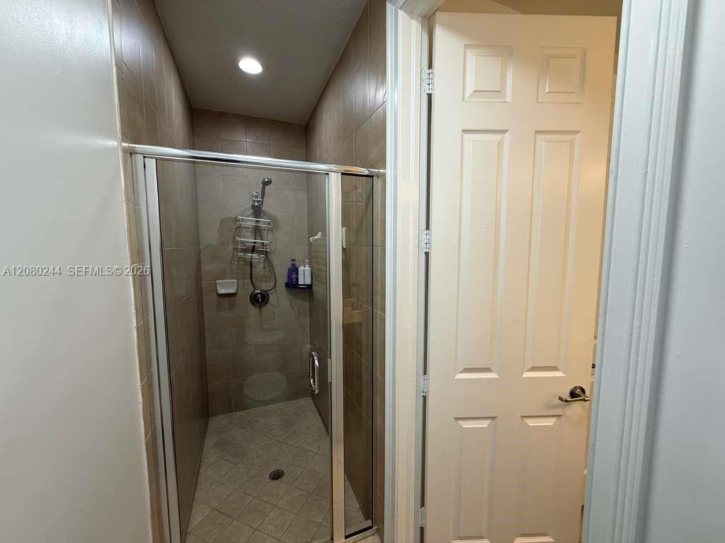 9907 NW 87th Ter photo 25