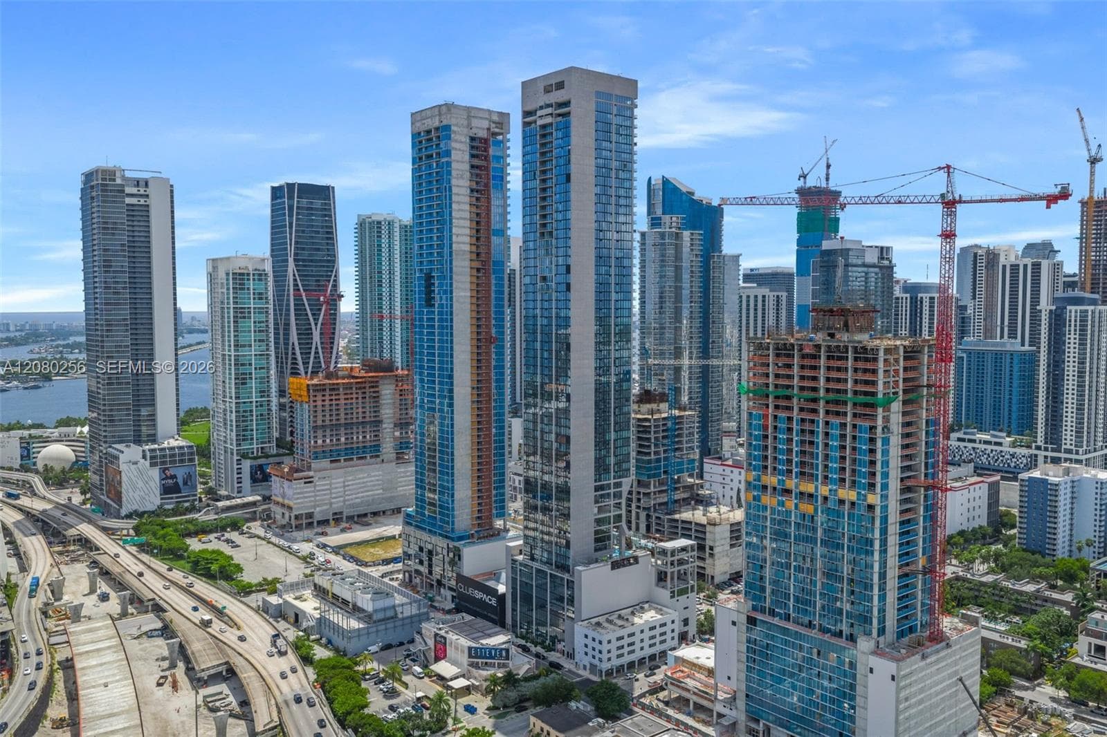 E11EVEN Hotel & Residences · #Executive 09 in Miami - Photo 26