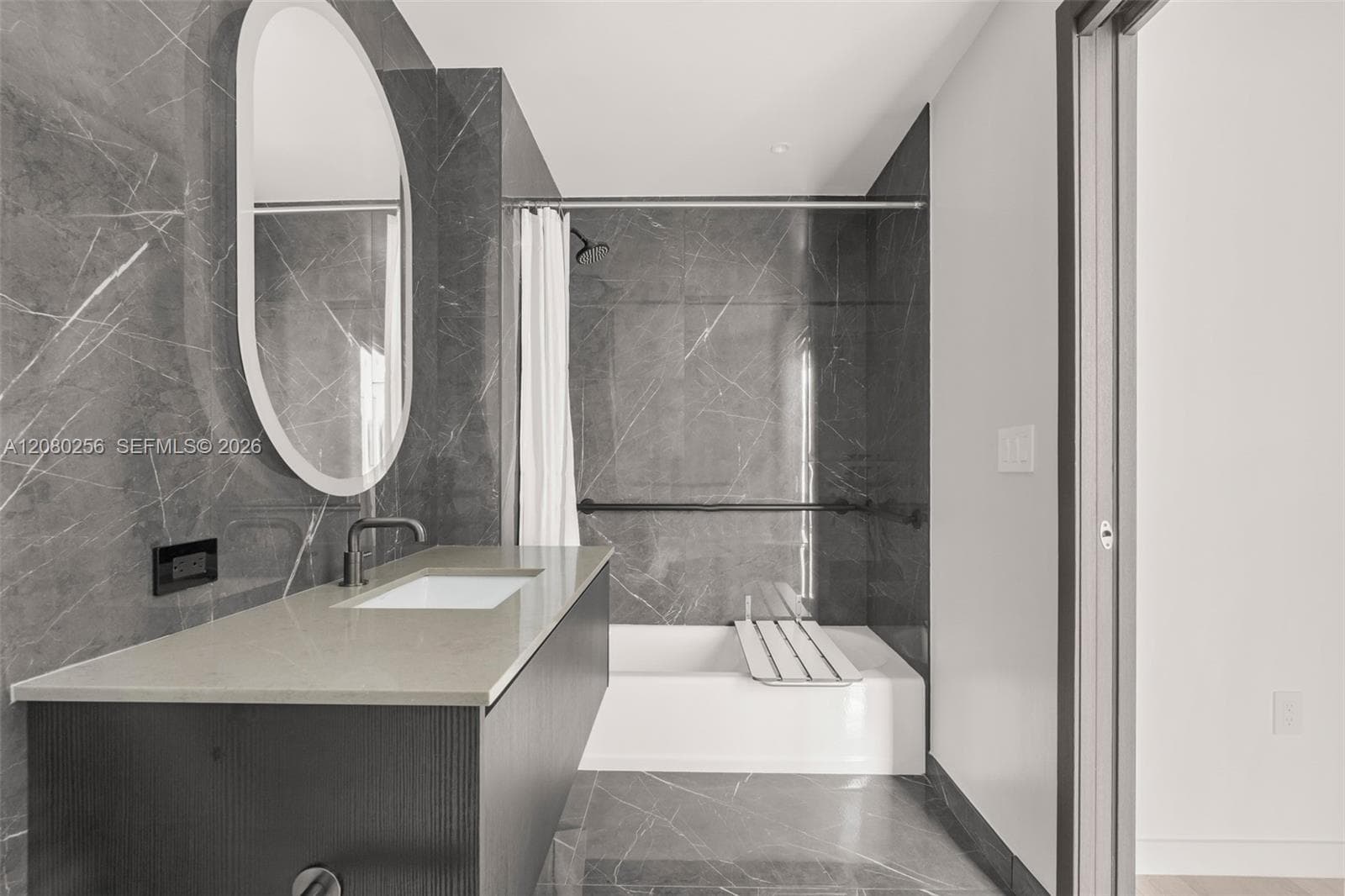 E11EVEN Hotel & Residences · #Executive 09 in Miami - Photo 24