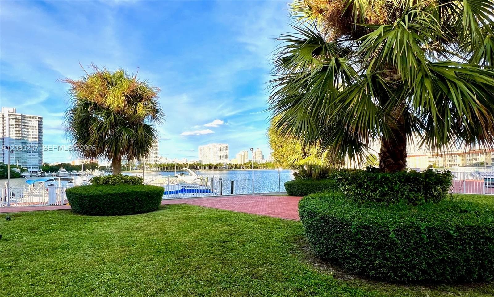 Point East IIV · #T302 in Aventura - Photo 52