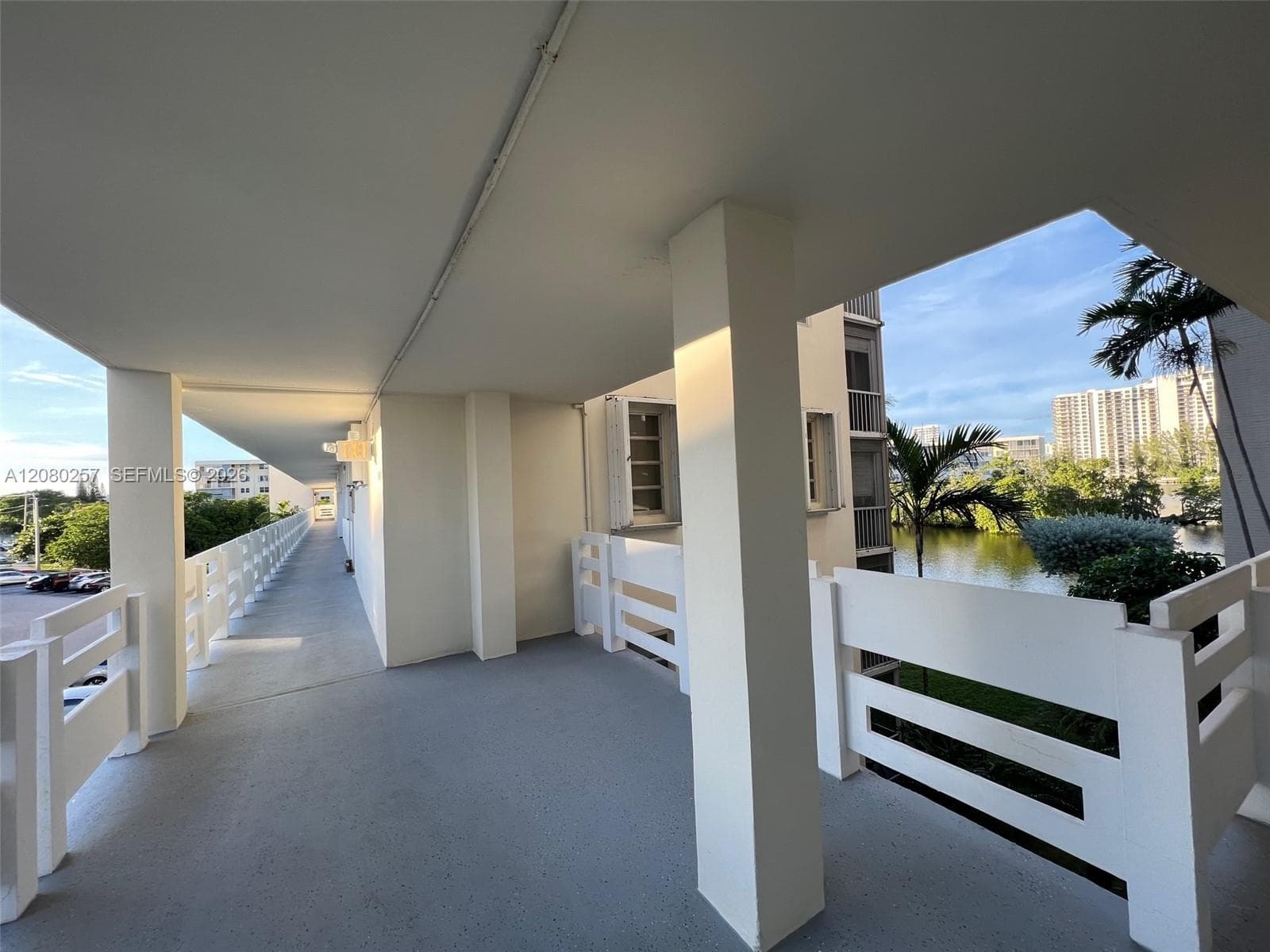 Point East IIV · #T302 in Aventura - Photo 40