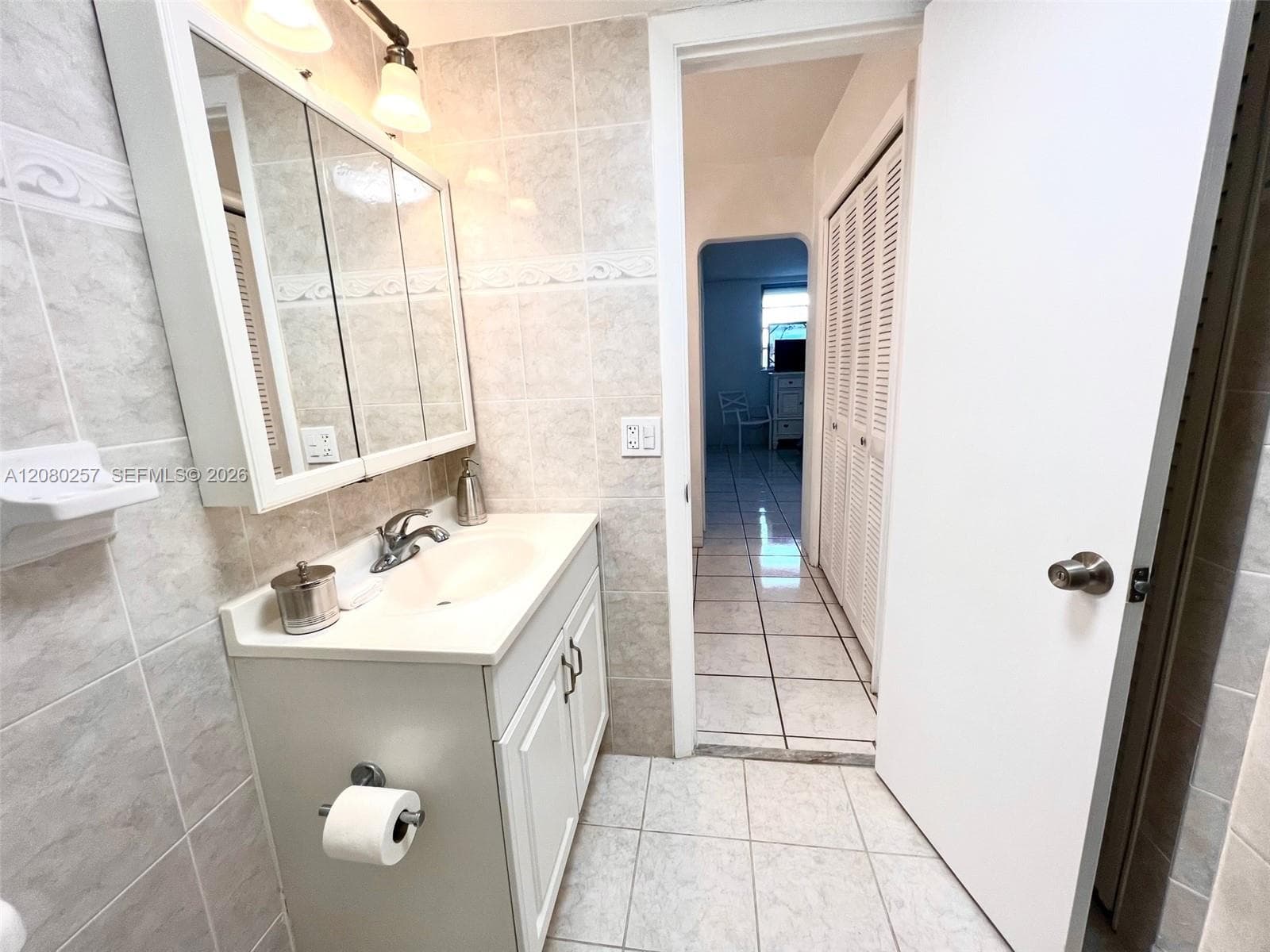 Point East IIV · #T302 in Aventura - Photo 25