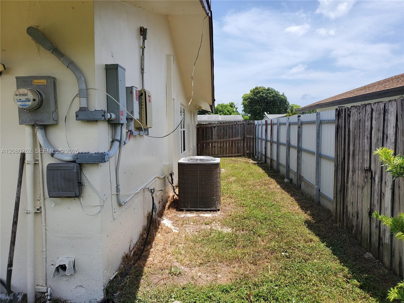 16630 SW 102nd Pl photo 22