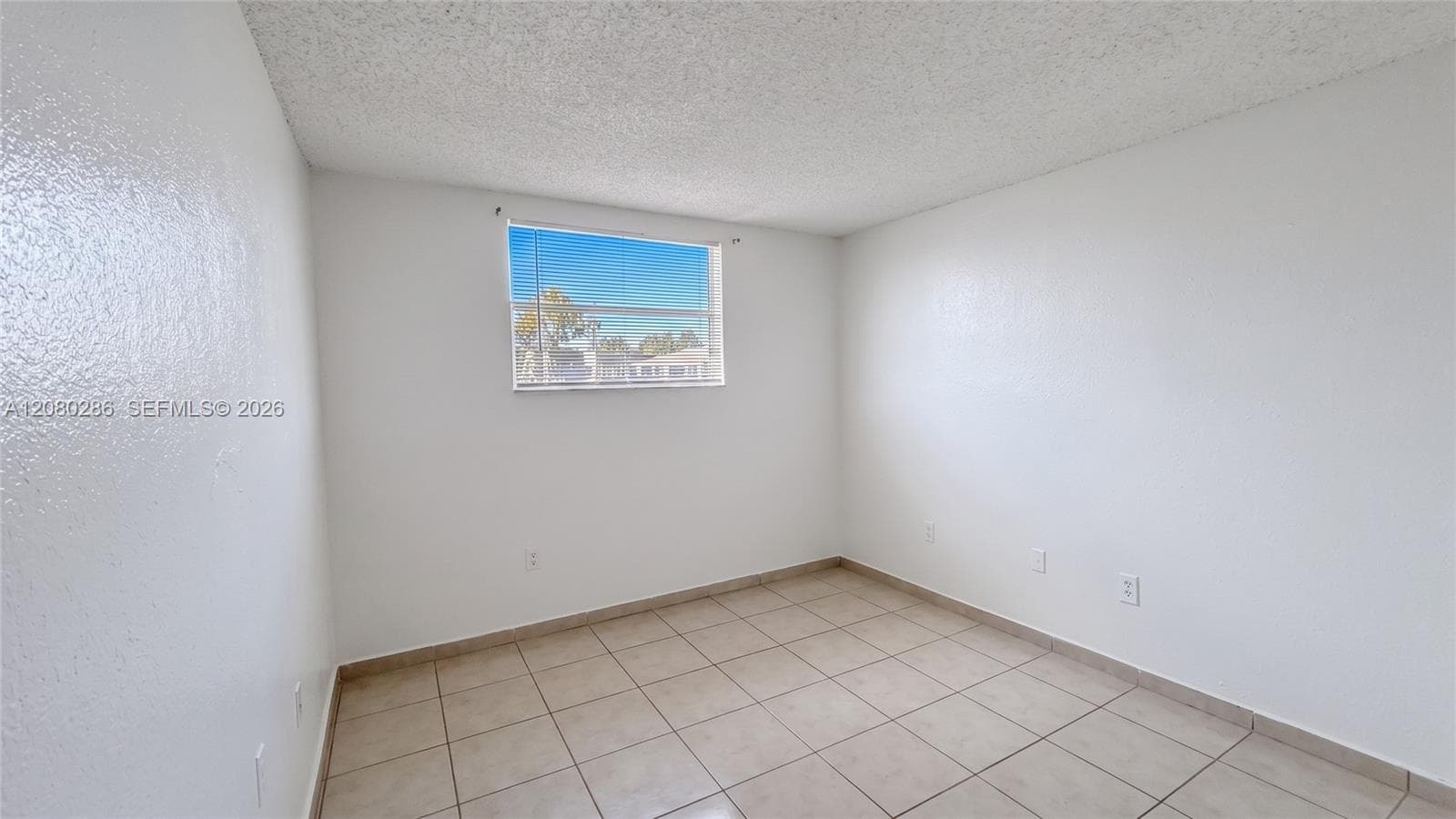 LAS ESTRELLAS CONDO · #303 in Hialeah - Photo 15