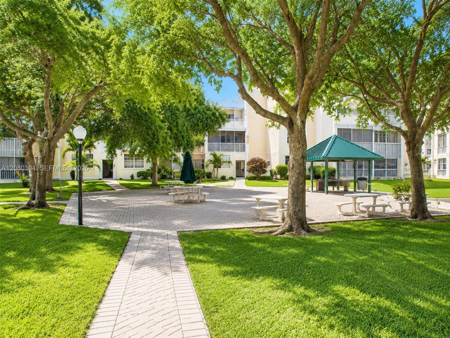 MEADOWBROOK TOWERS CONDO · #507 in Hallandale Beach - Photo 9