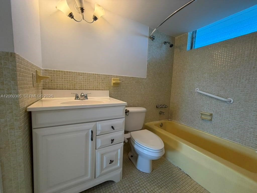Point East Sec II · #F608 in Aventura - Photo 12