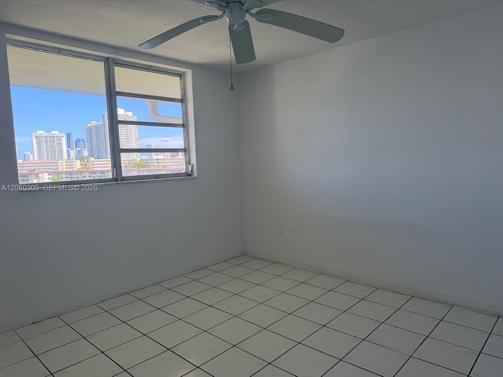 Point East Sec II · #F608 in Aventura - Photo 9