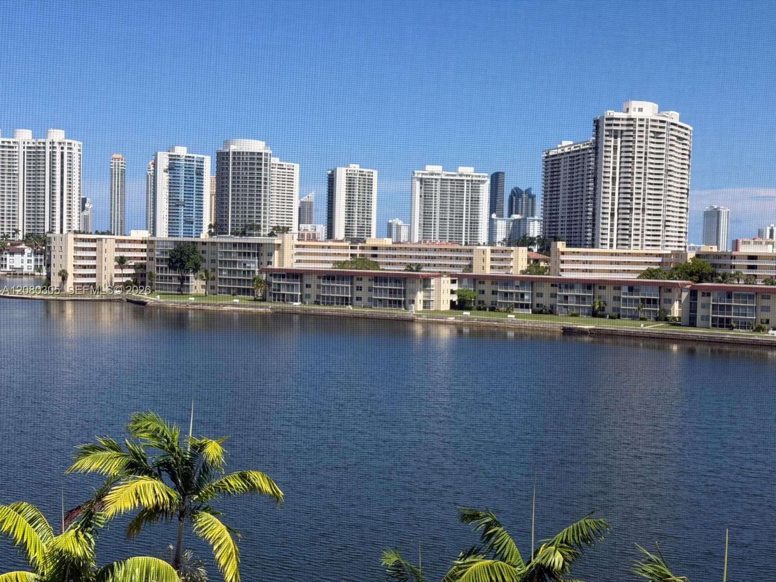 Point East Sec II · #F608 in Aventura - Photo 18
