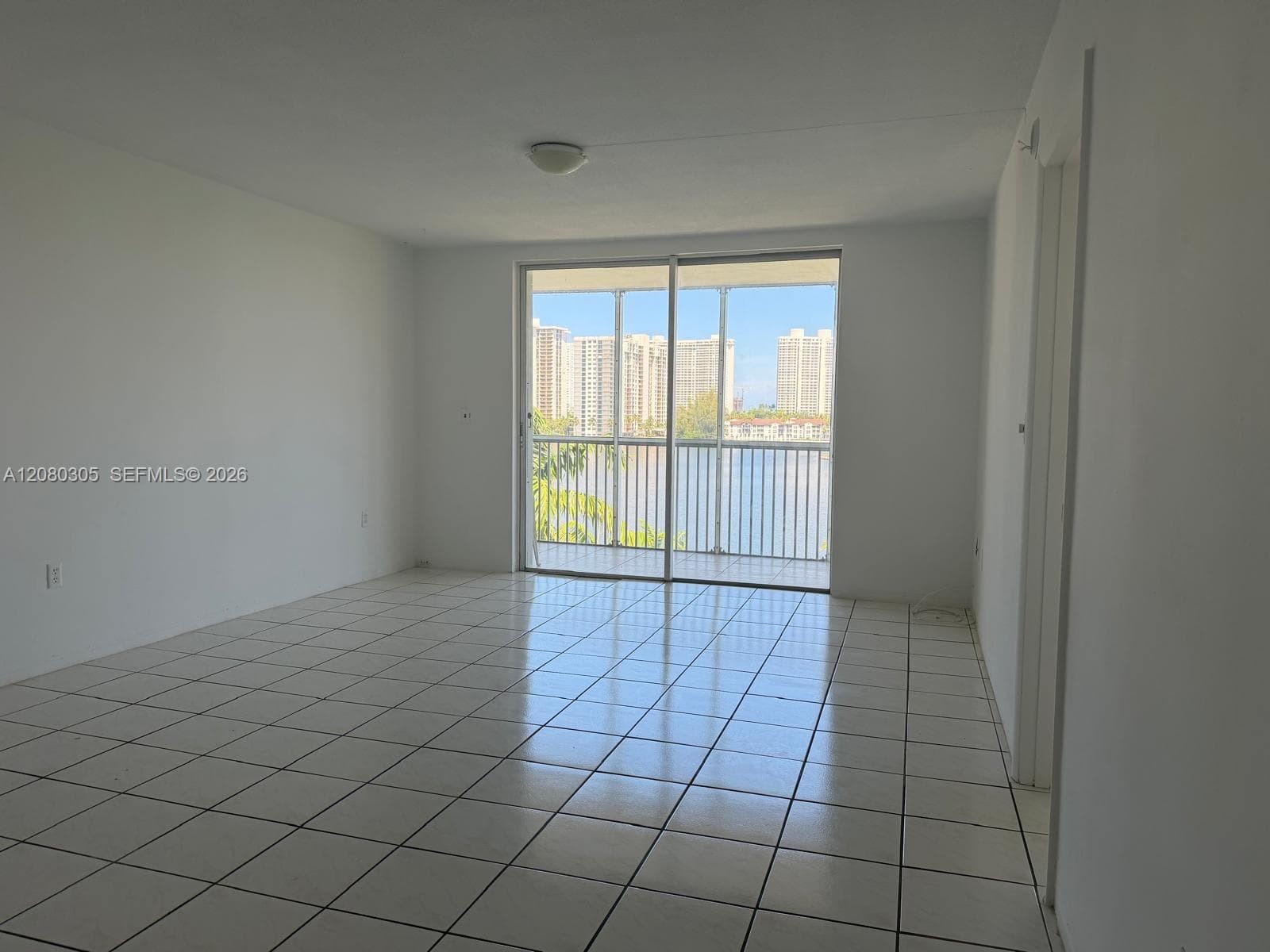 Point East Sec II · #F608 in Aventura - Photo 8