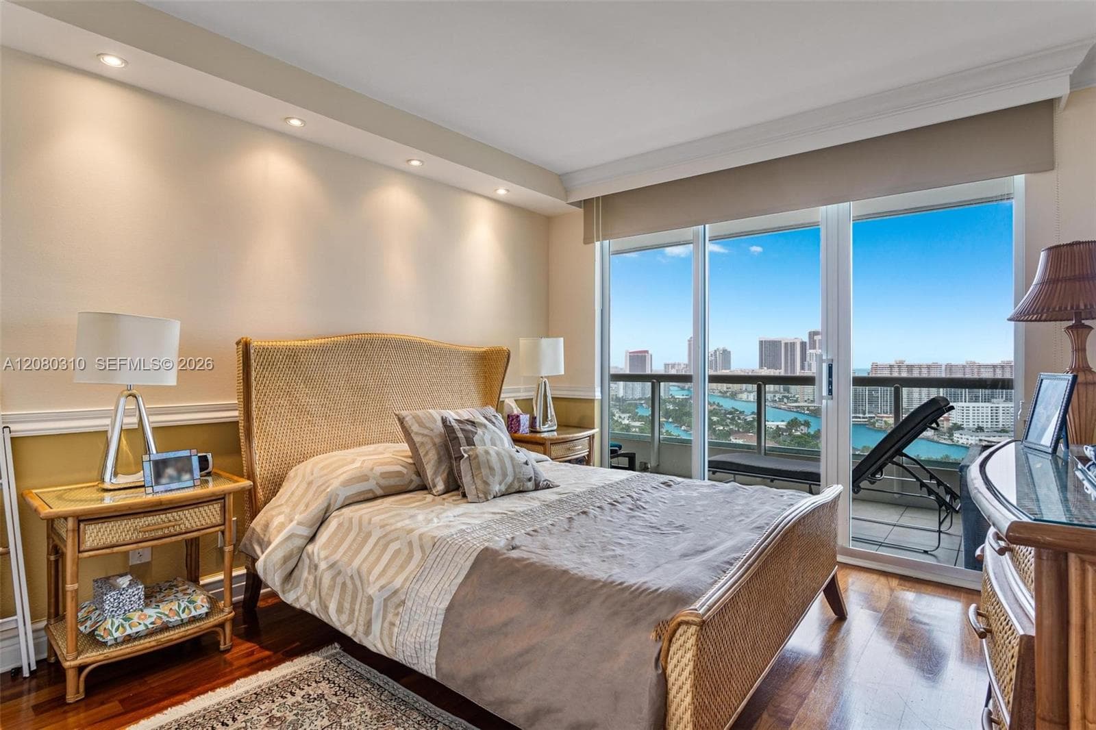 North Tower At The Point · #2405+DEN in Aventura - Photo 14