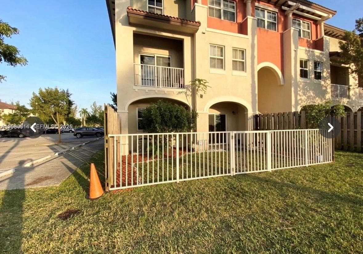 ST MAARTEN AT GRAND BAY C · #108 in Doral - Photo 2