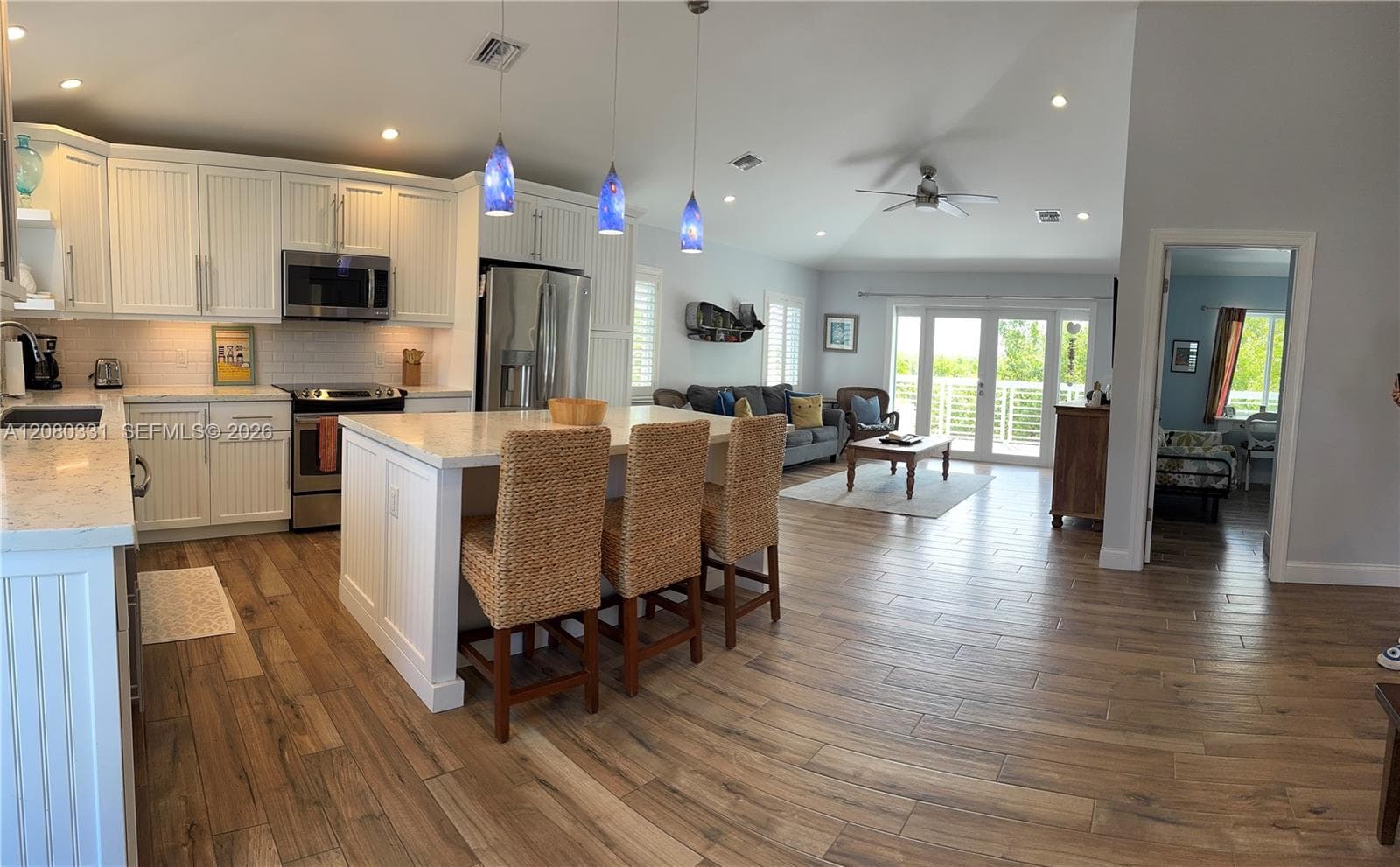 102 Venetian Dr photo 7