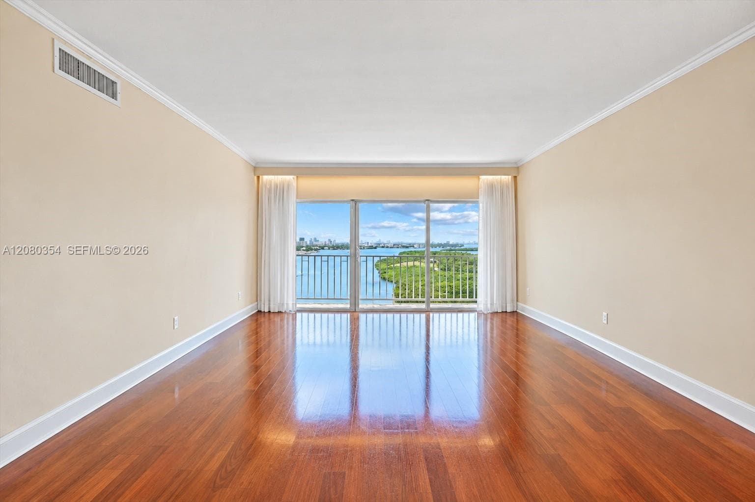Arlene House · #2122 in Sunny Isles Beach - Photo 5