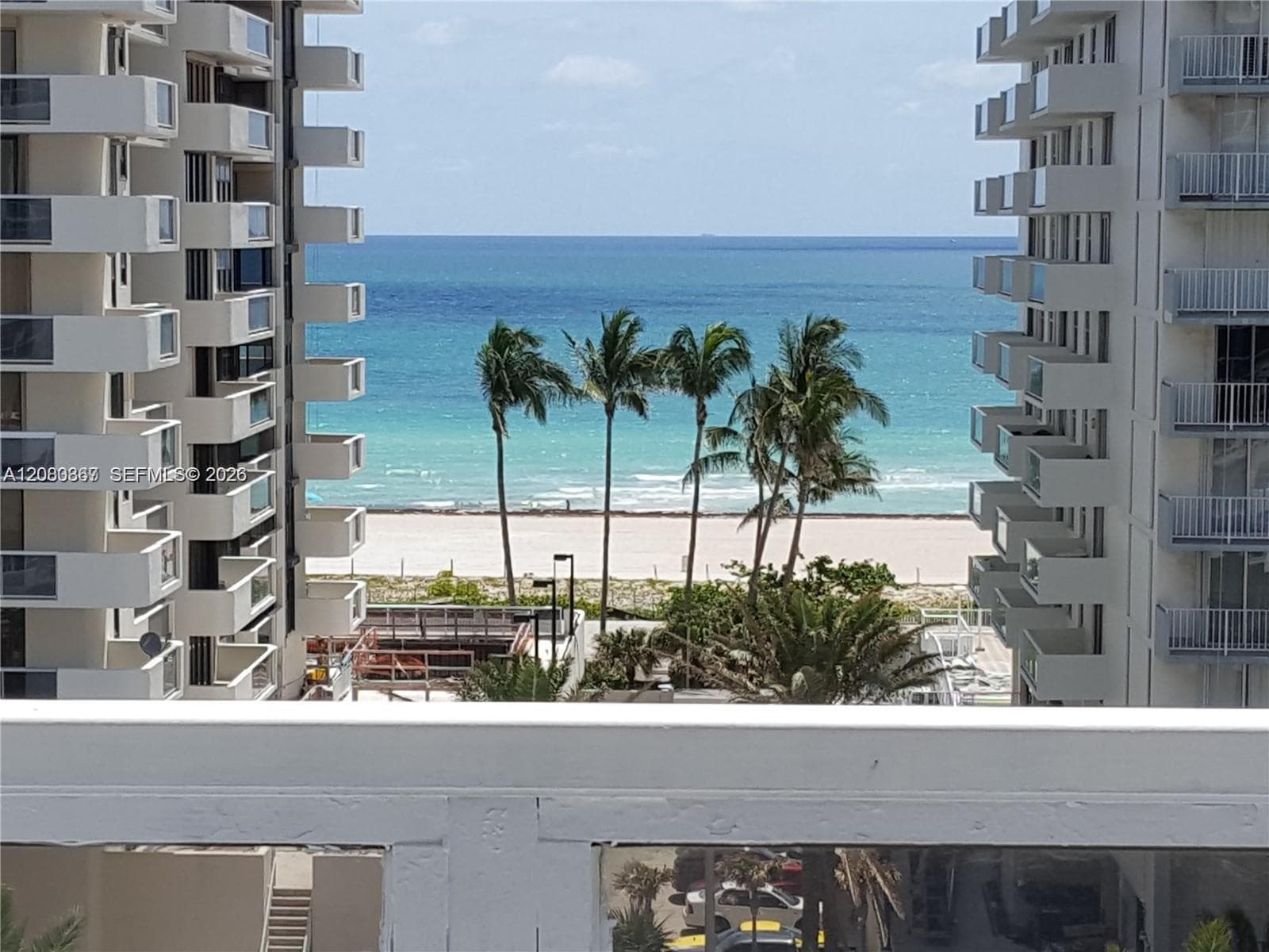 SEACOAST 5700 · #8M in Miami Beach - Photo 27