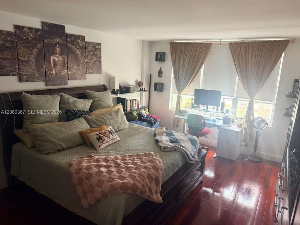 SEACOAST 5700 · #8M in Miami Beach - Photo 18