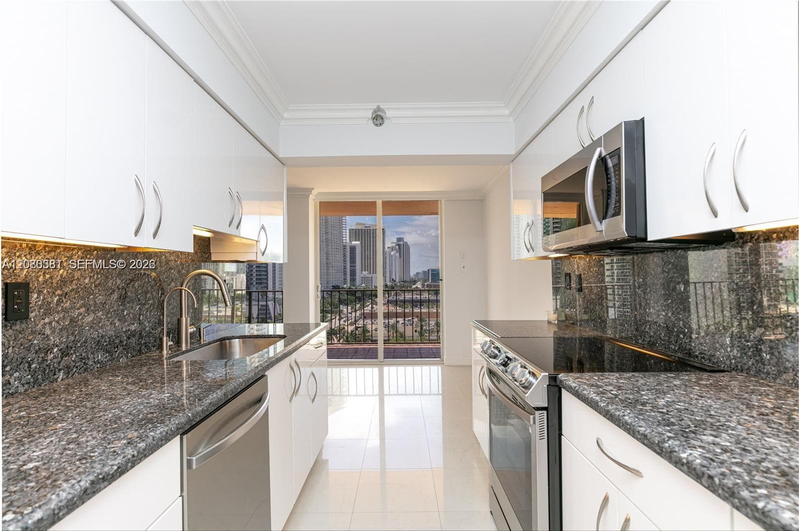 Winston Towers · #1201 in Sunny Isles Beach - Photo 3
