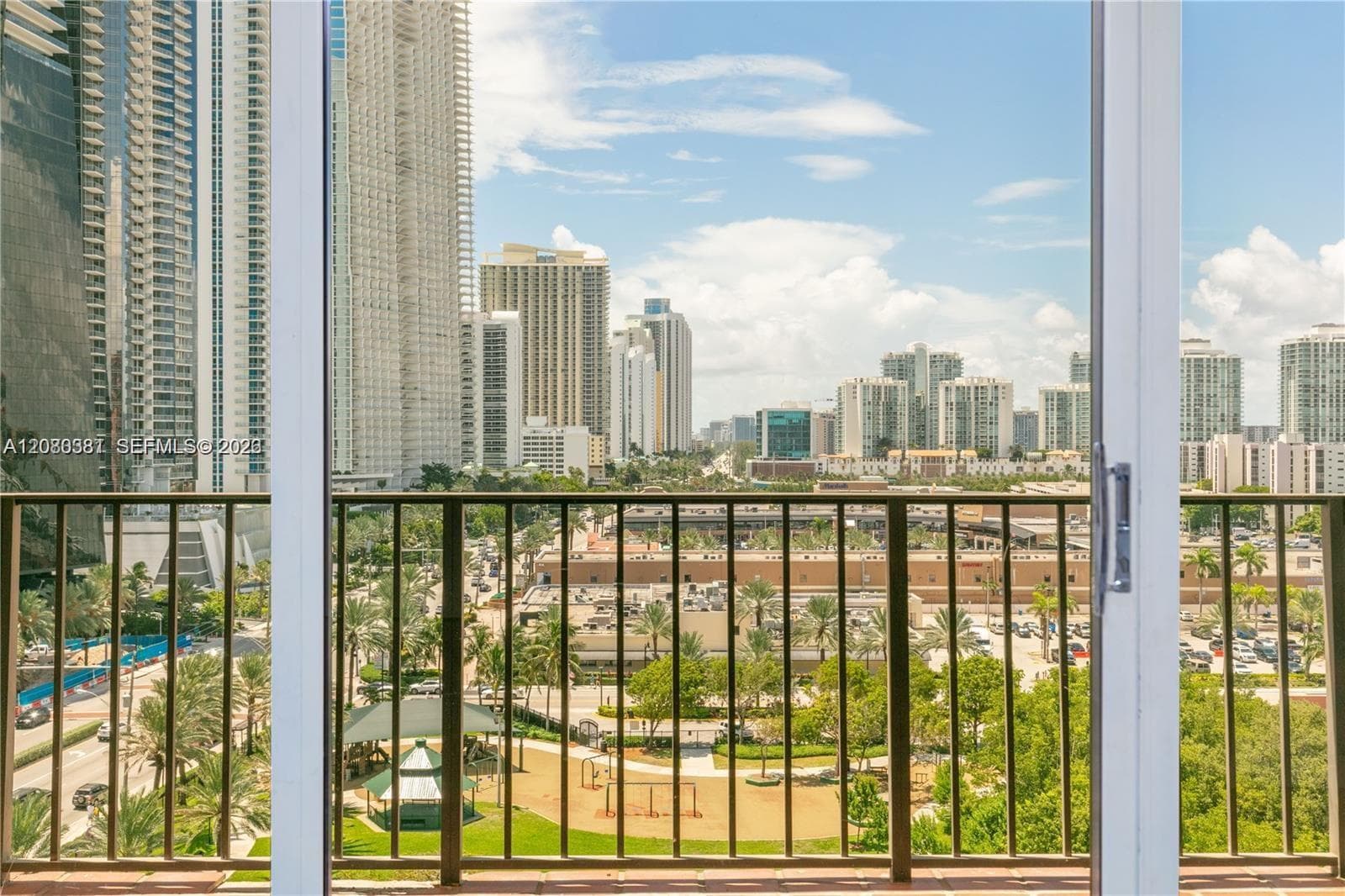 Winston Towers · #1201 in Sunny Isles Beach - Photo 20