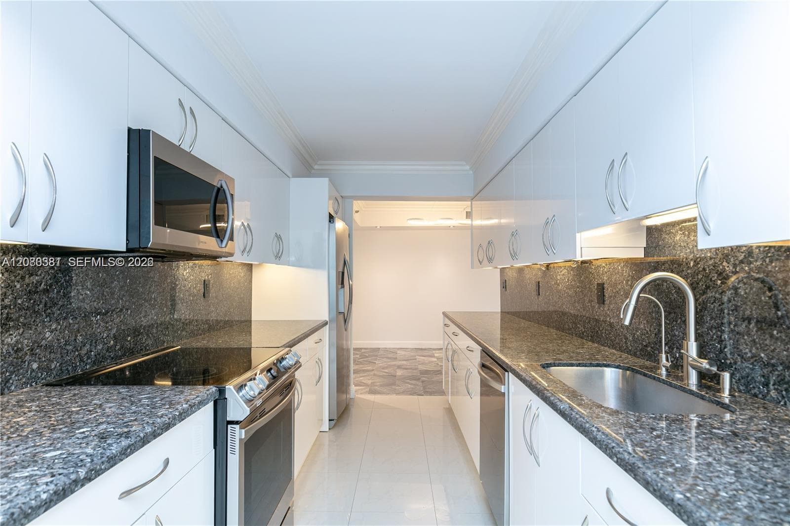 Winston Towers · #1201 in Sunny Isles Beach - Photo 4