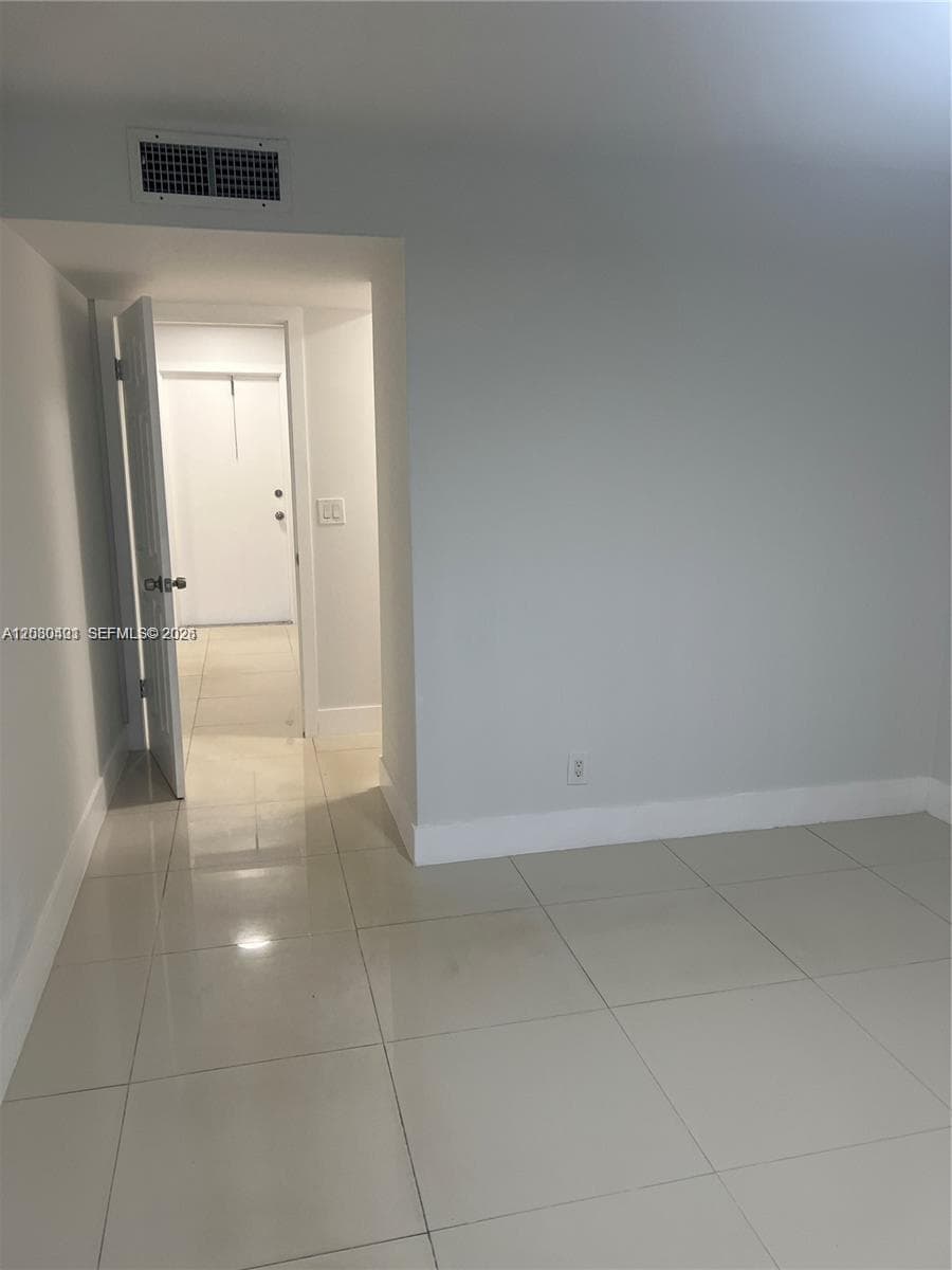 SPANISH OAKS CONDO · #17 in Boca Raton - Photo 13