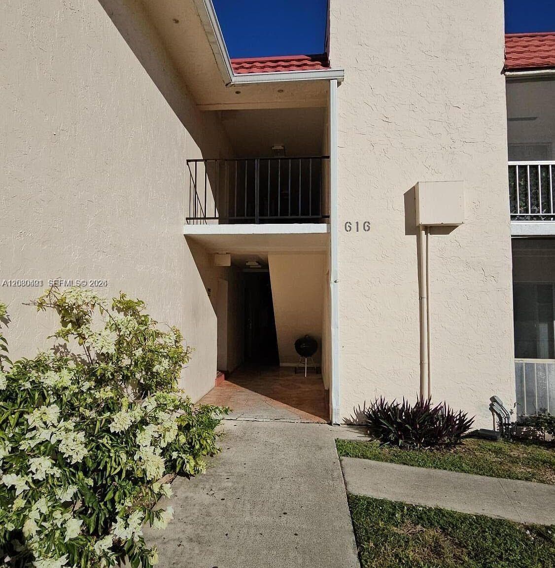 SPANISH OAKS CONDO · #17 in Boca Raton - Photo 19