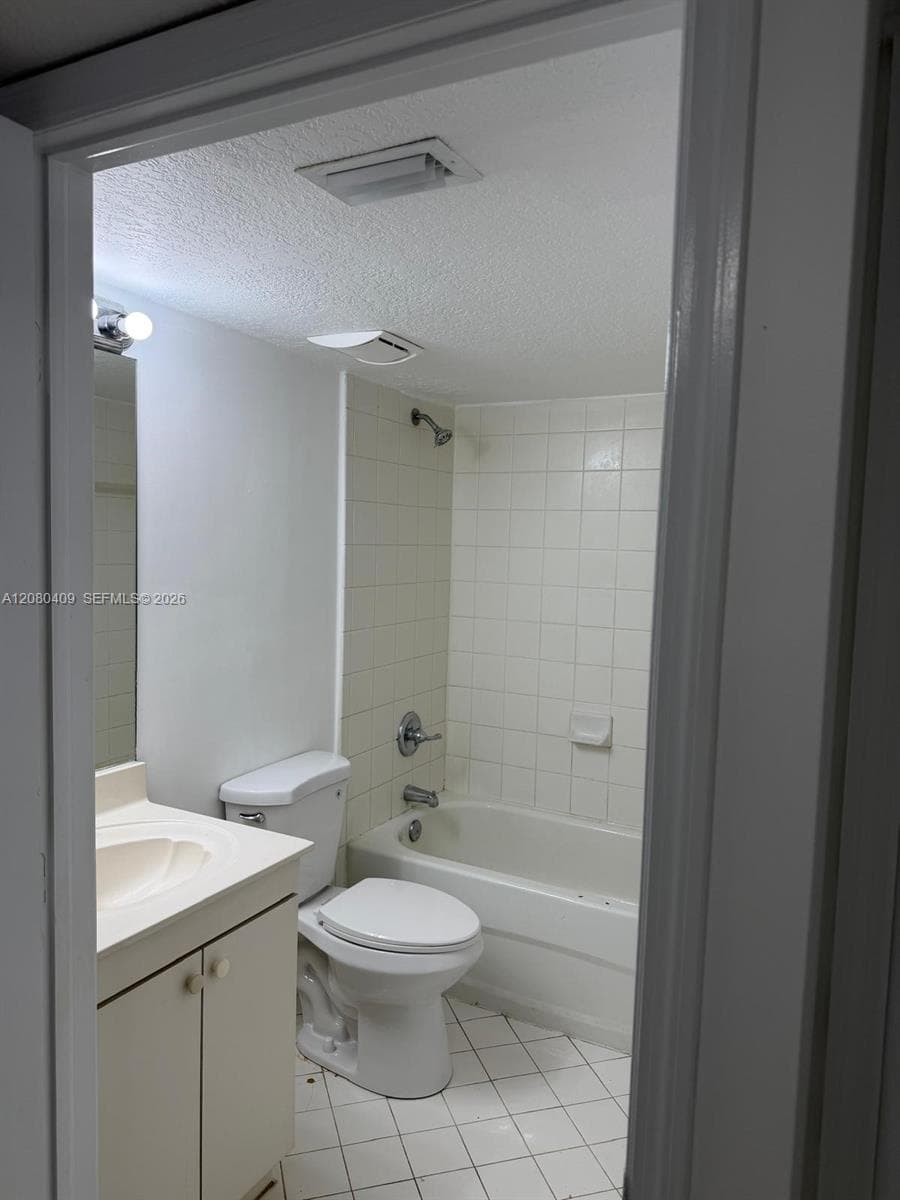 VENETIA GARDENS SOUTH CON · #101-28 in Homestead - Photo 2