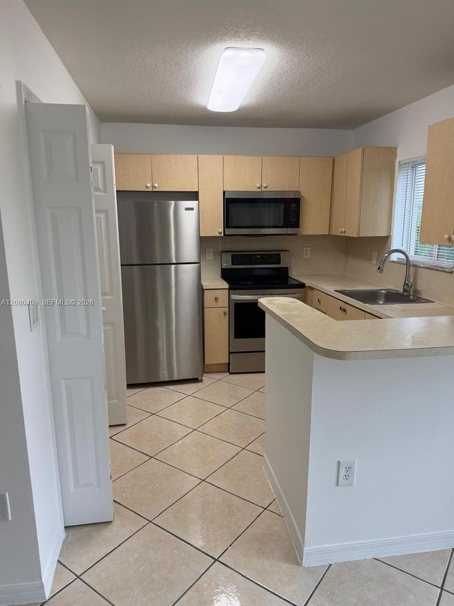 VENETIA GARDENS SOUTH CON · #101-28 in Homestead - Photo 6