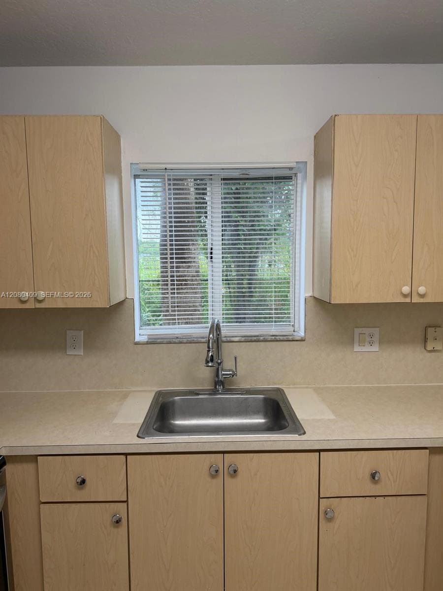 VENETIA GARDENS SOUTH CON · #101-28 in Homestead - Photo 13