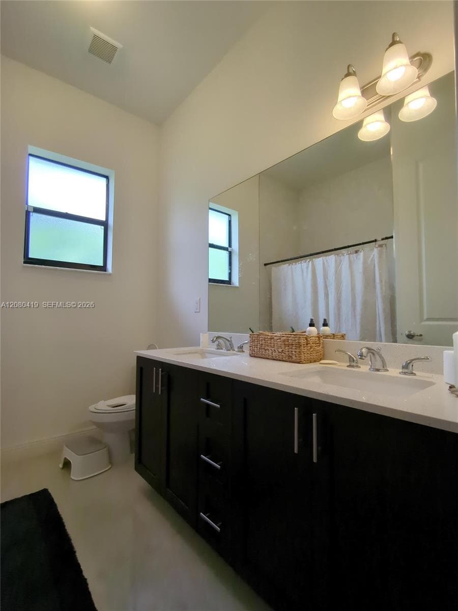 14809 SW 39th Ter photo 9