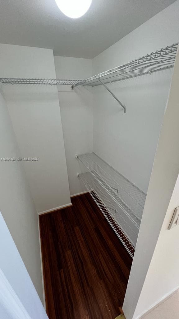 BISCAYA III CONDO · #204 in Aventura - Photo 13