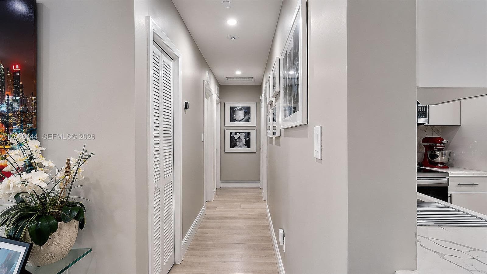 6 Carmona Ave photo 42