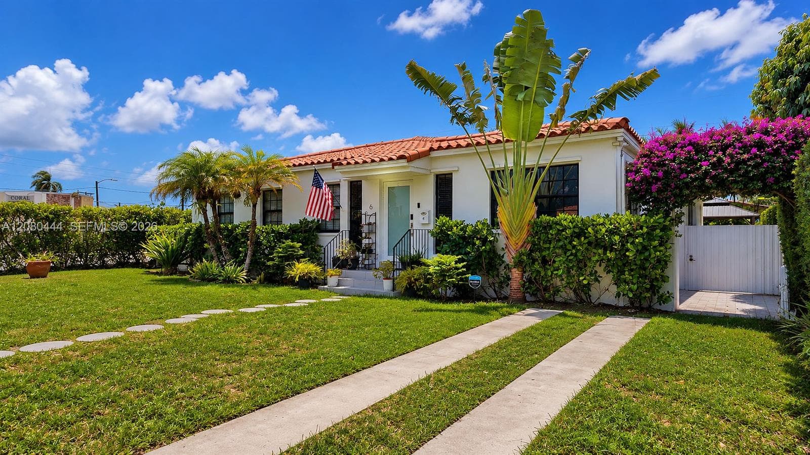 6 Carmona Ave photo 57