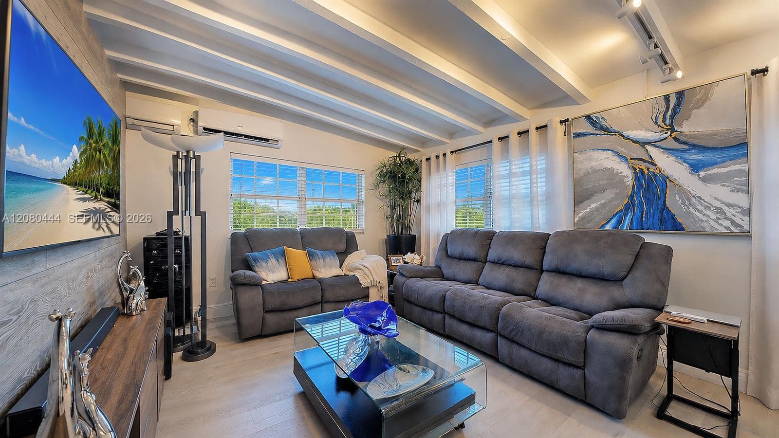 6 Carmona Ave photo 38