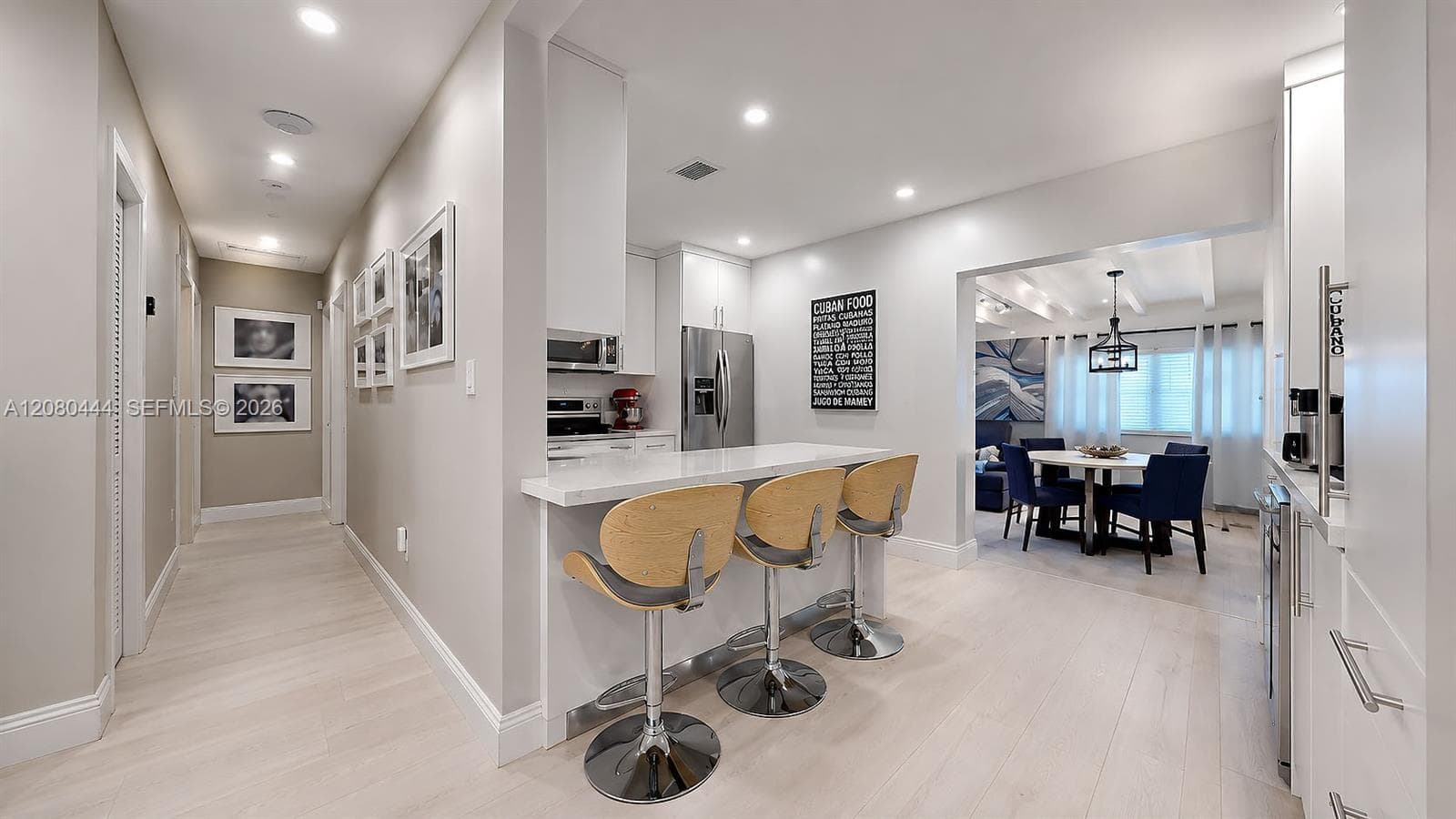 6 Carmona Ave photo 15