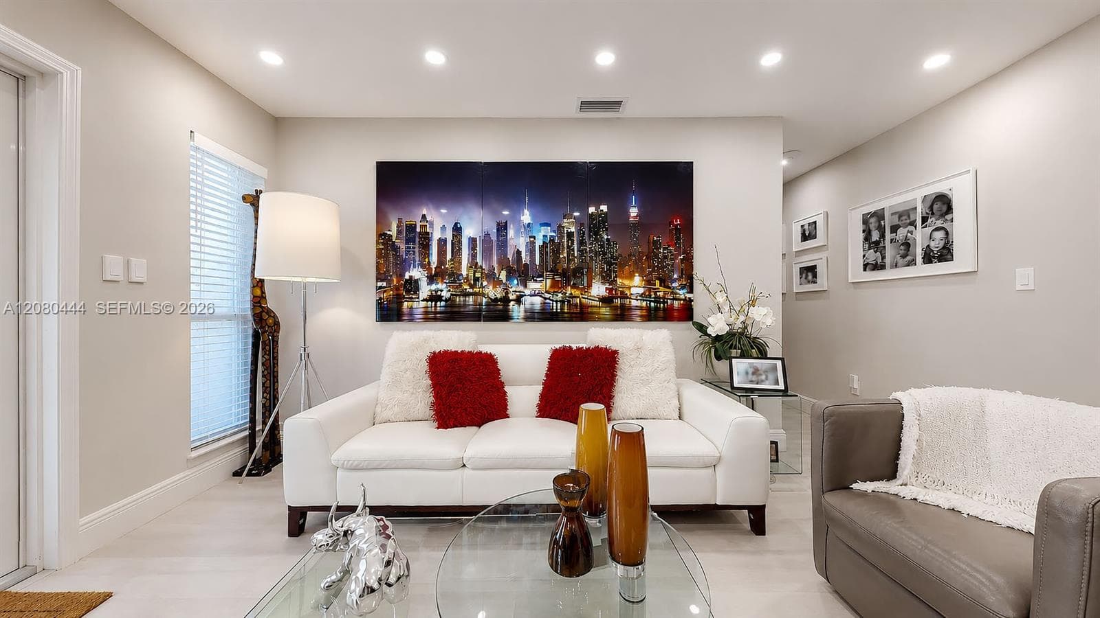 6 Carmona Ave photo 4