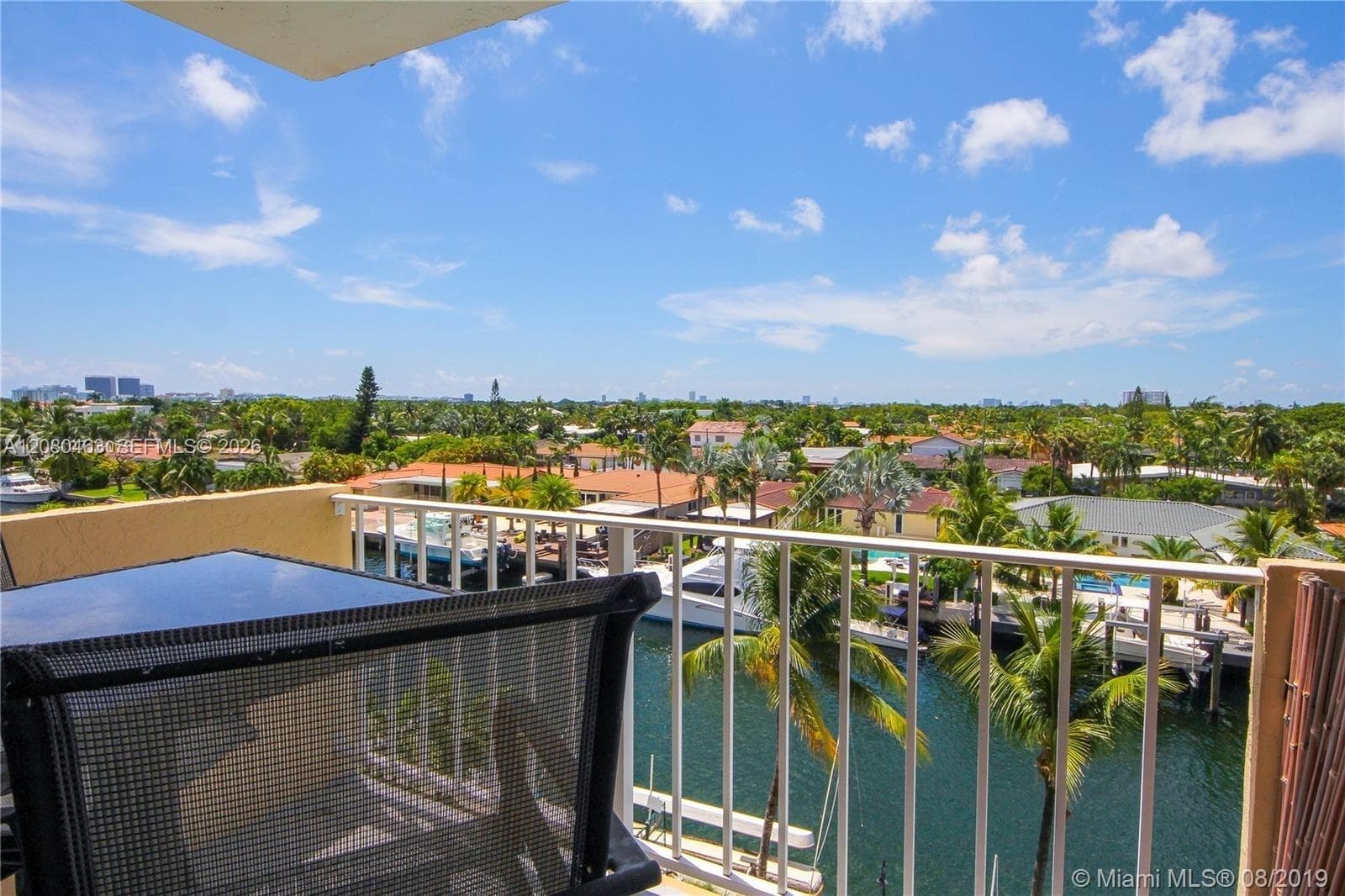 VECINO DEL MAR CONDO · #507 in North Miami - Photo 1