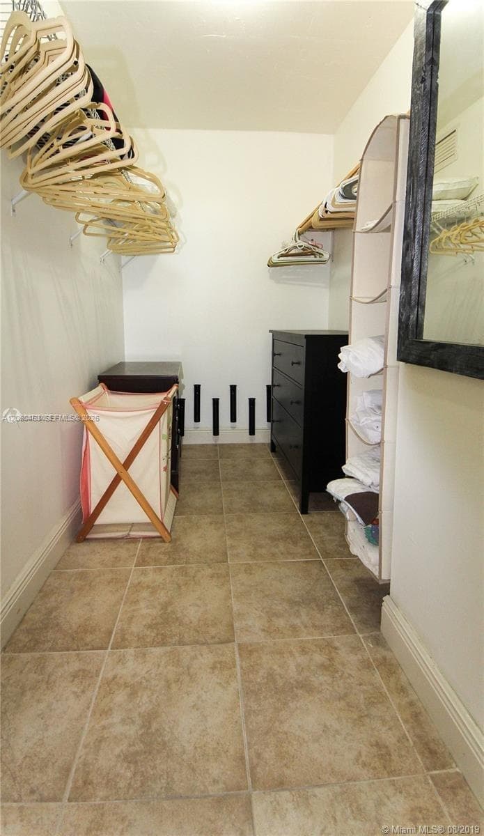 VECINO DEL MAR CONDO · #507 in North Miami - Photo 8