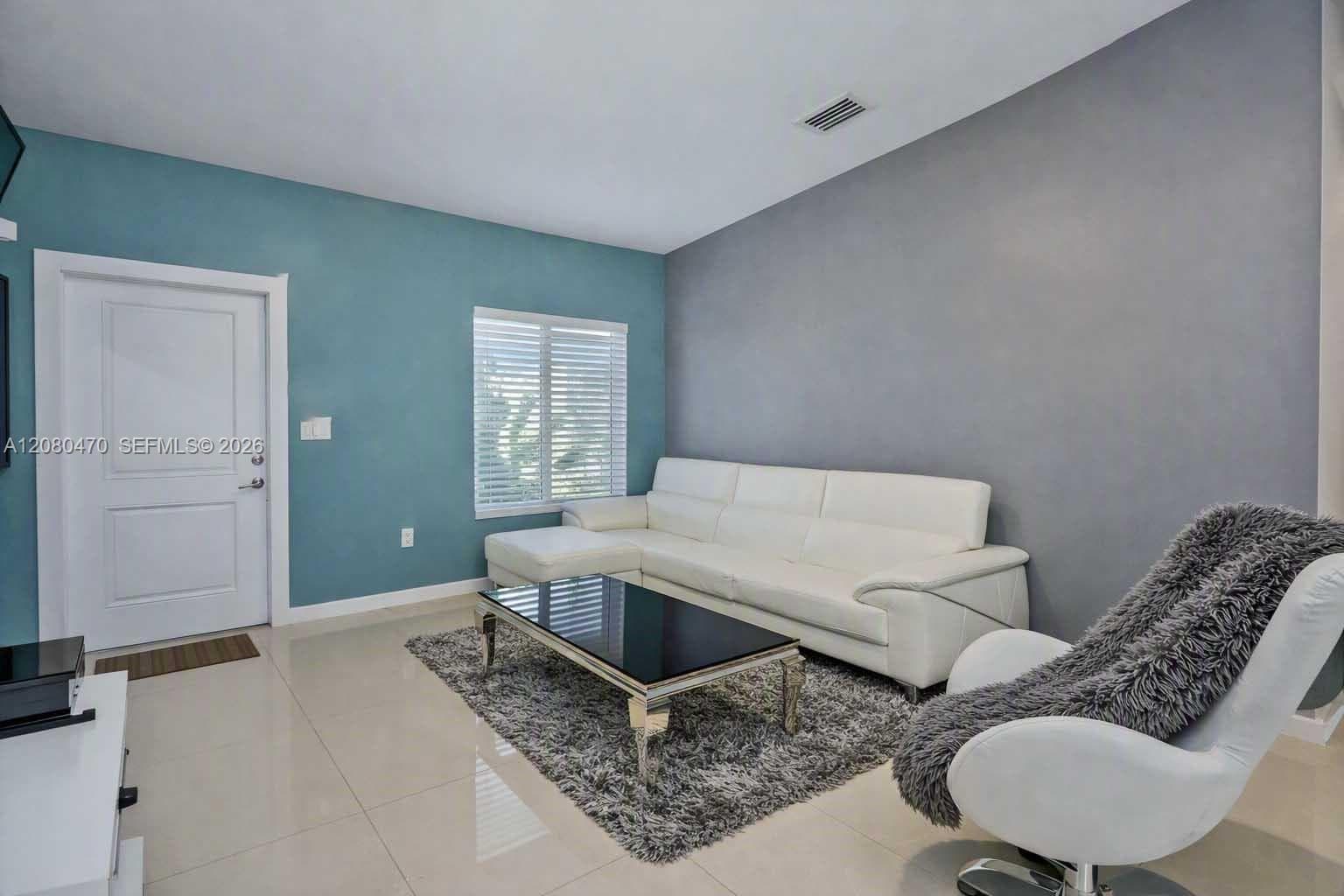 17801 SW 108th Ct photo 4