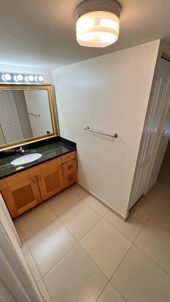 BISCAYA III CONDO · #204 in Aventura - Photo 11