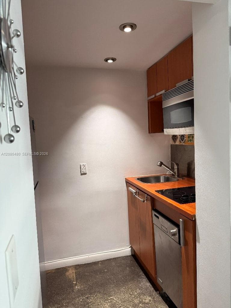 South Bay Club Condo · #342 in Miami Beach - Photo 6