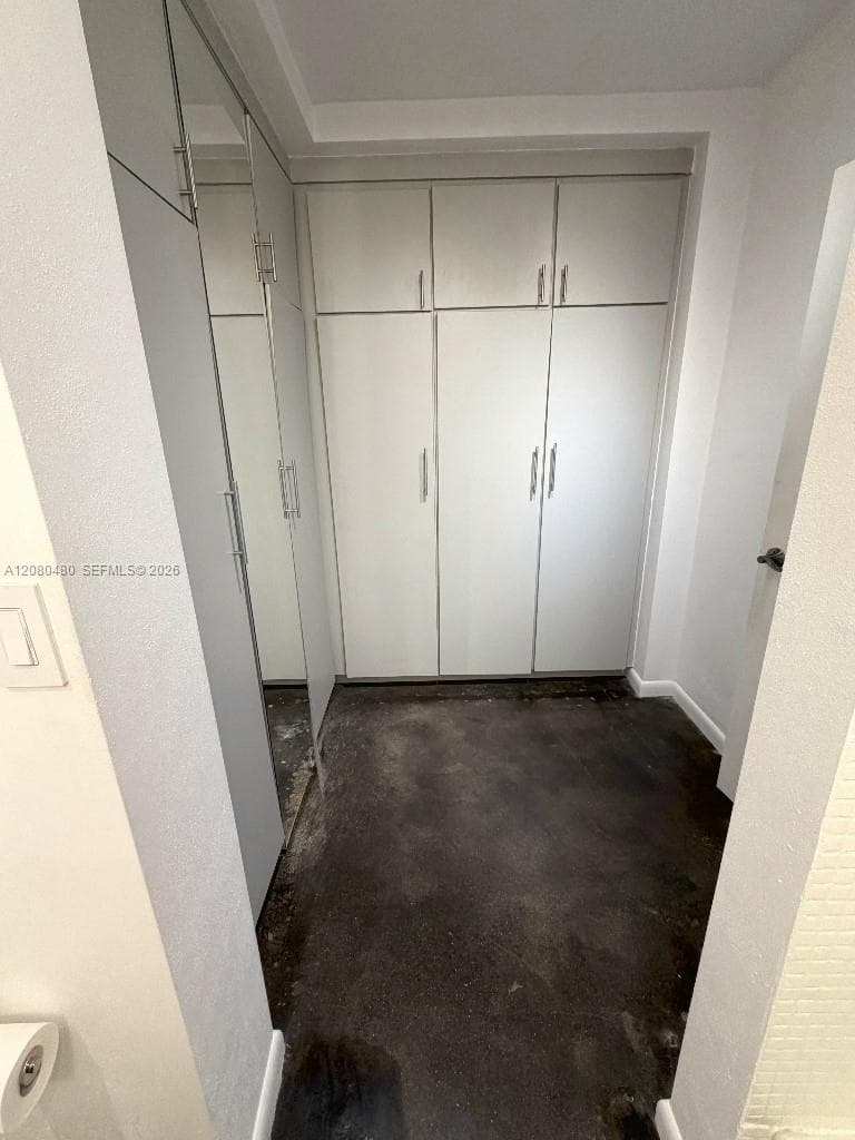 South Bay Club Condo · #342 in Miami Beach - Photo 12