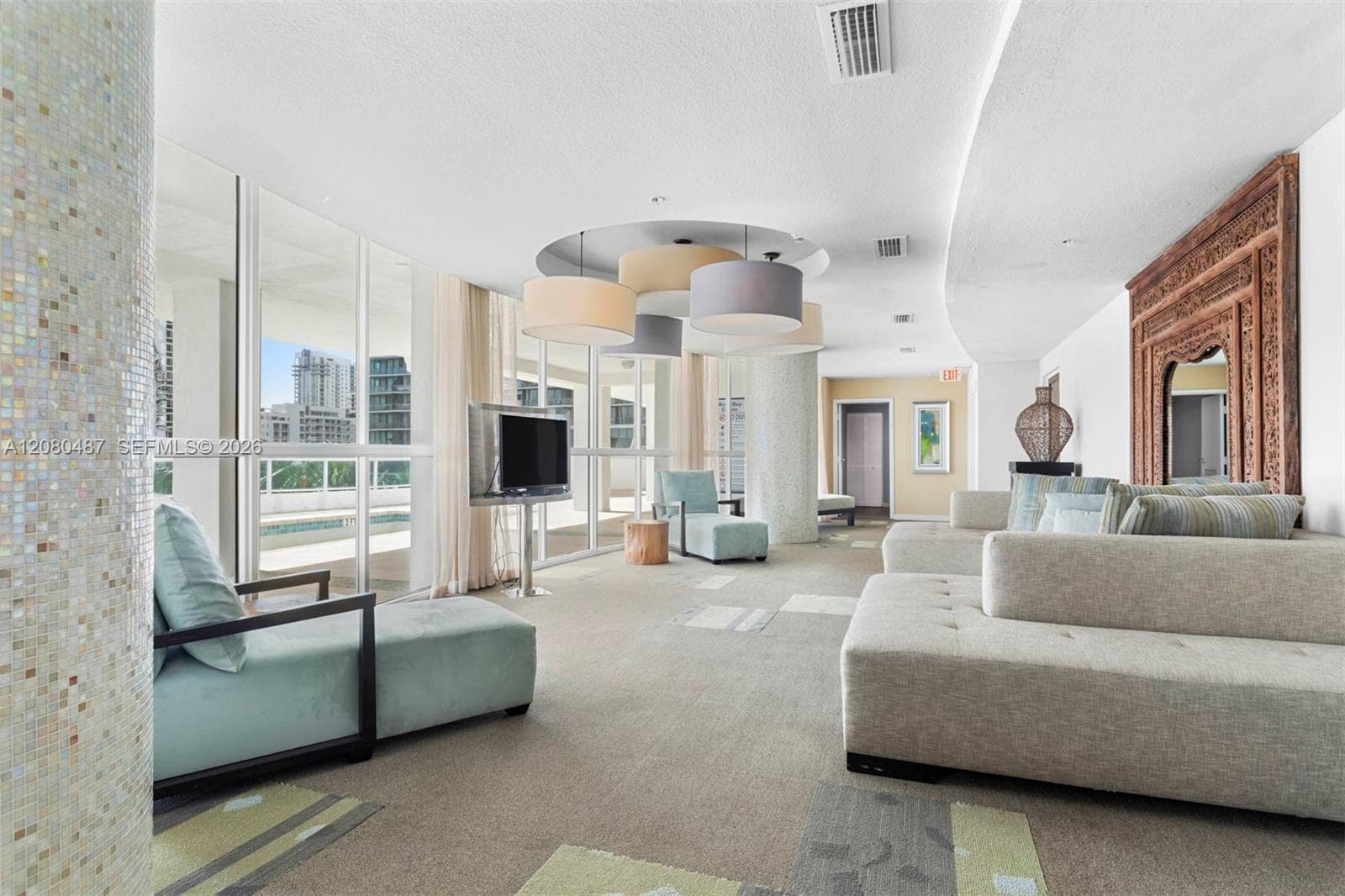MOON BAY OF MIAMI CONDO · #903 in Miami - Photo 3
